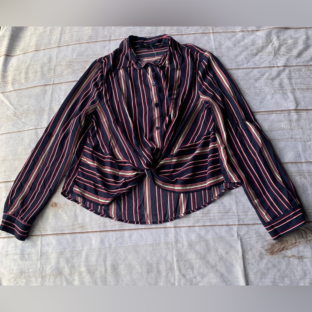 Blashe Striped Navy Red Beige Long Sleeve Twist Front Blouse Size Medium